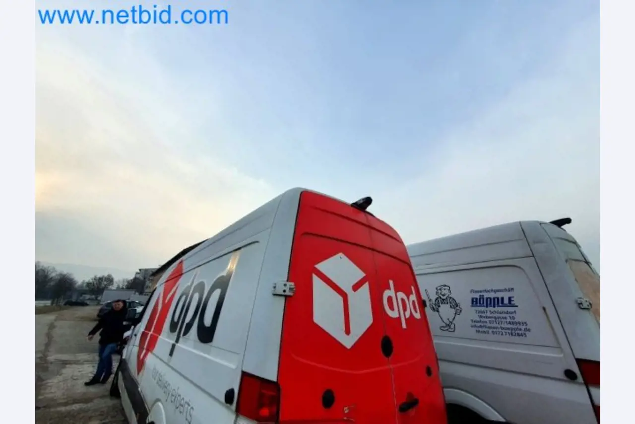 Transporteur van een pakketdienst-20