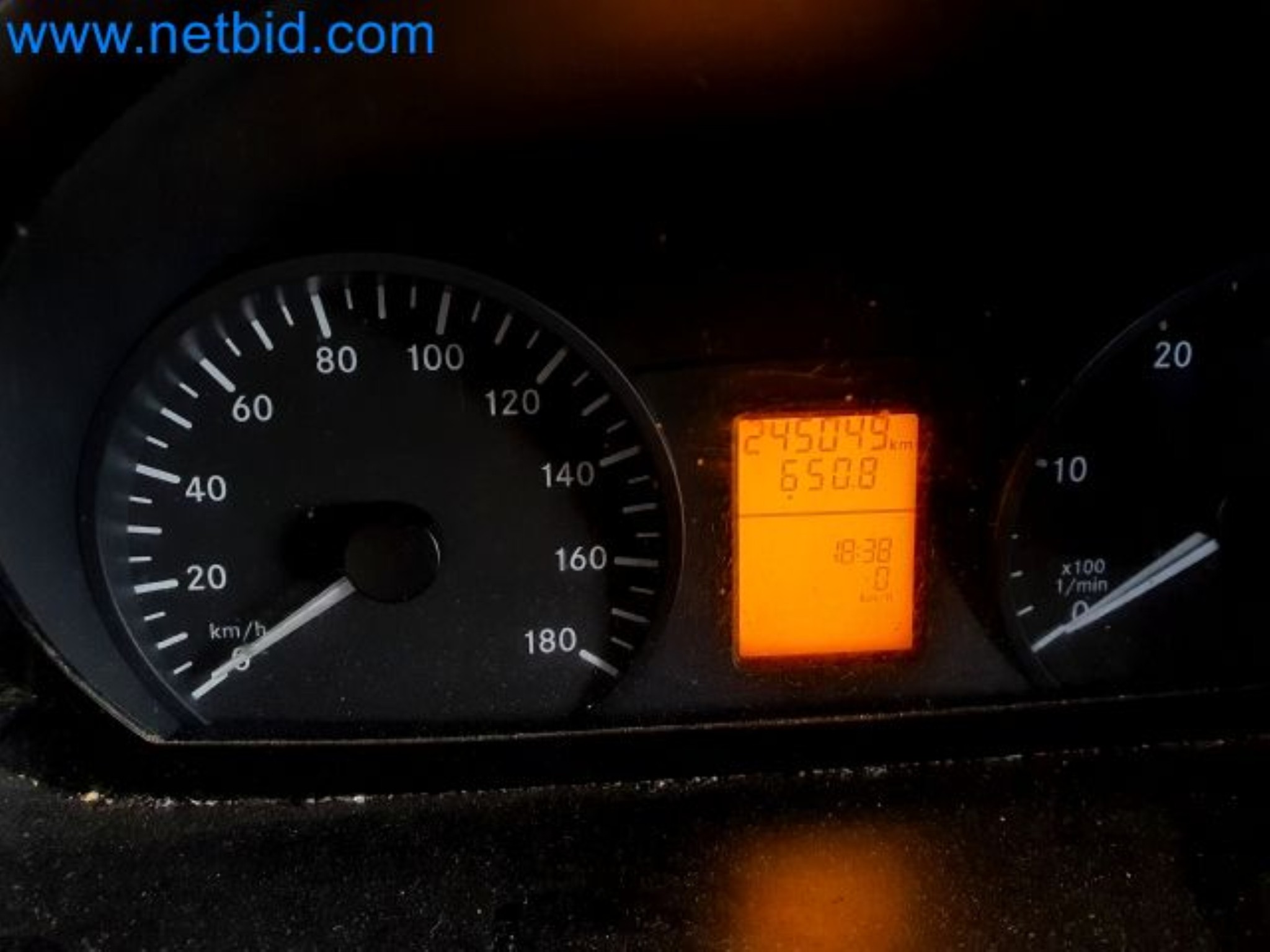 Przewoźnik paczek-7