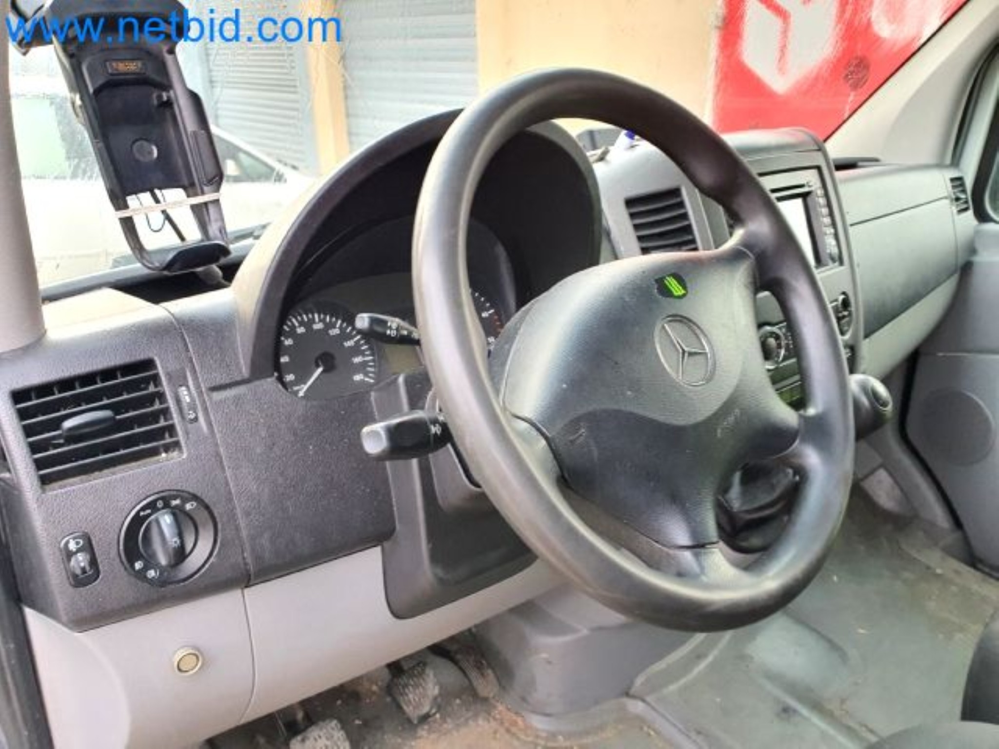 Przewoźnik paczek-9