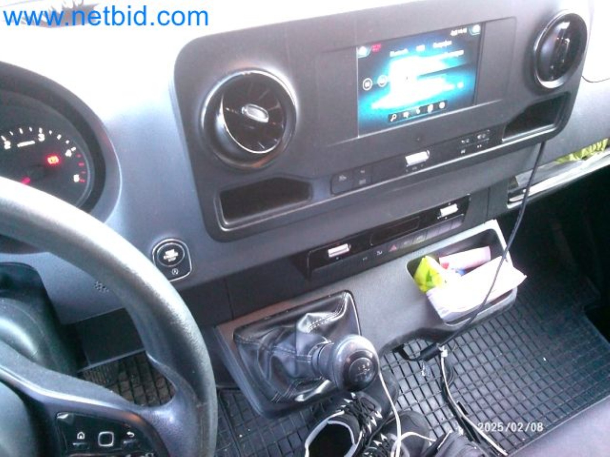 Przewoźnik paczek-12