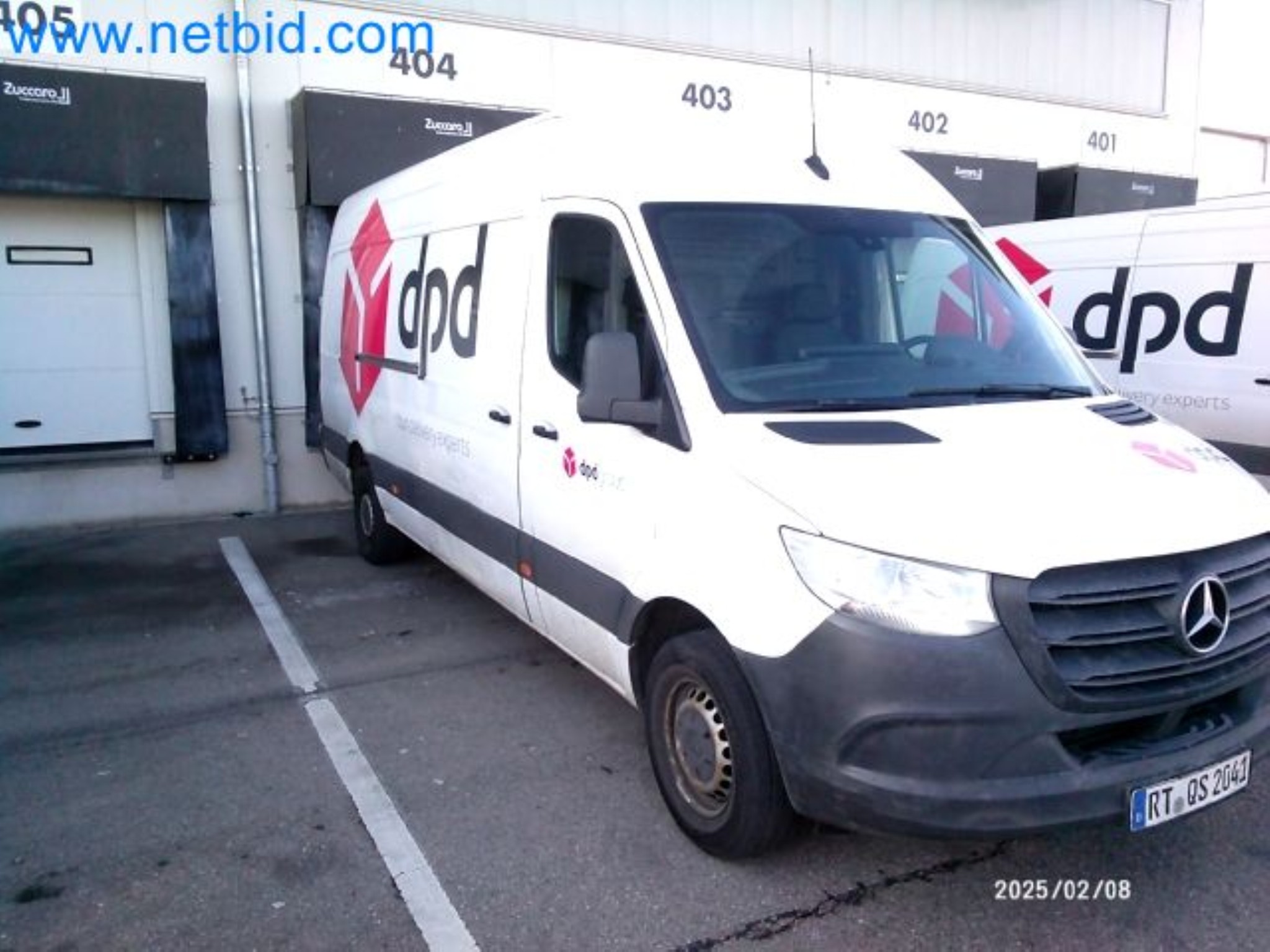 Przewoźnik paczek-1