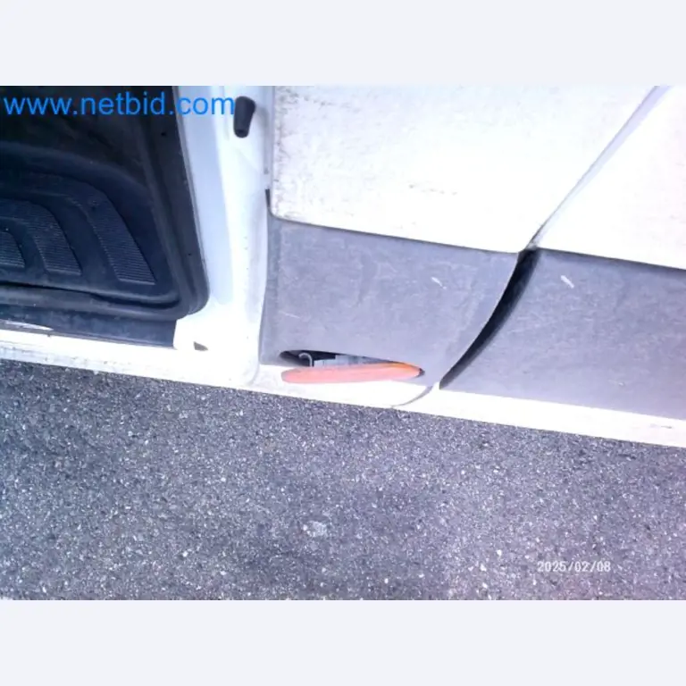 Přepravce balíkové služby-13