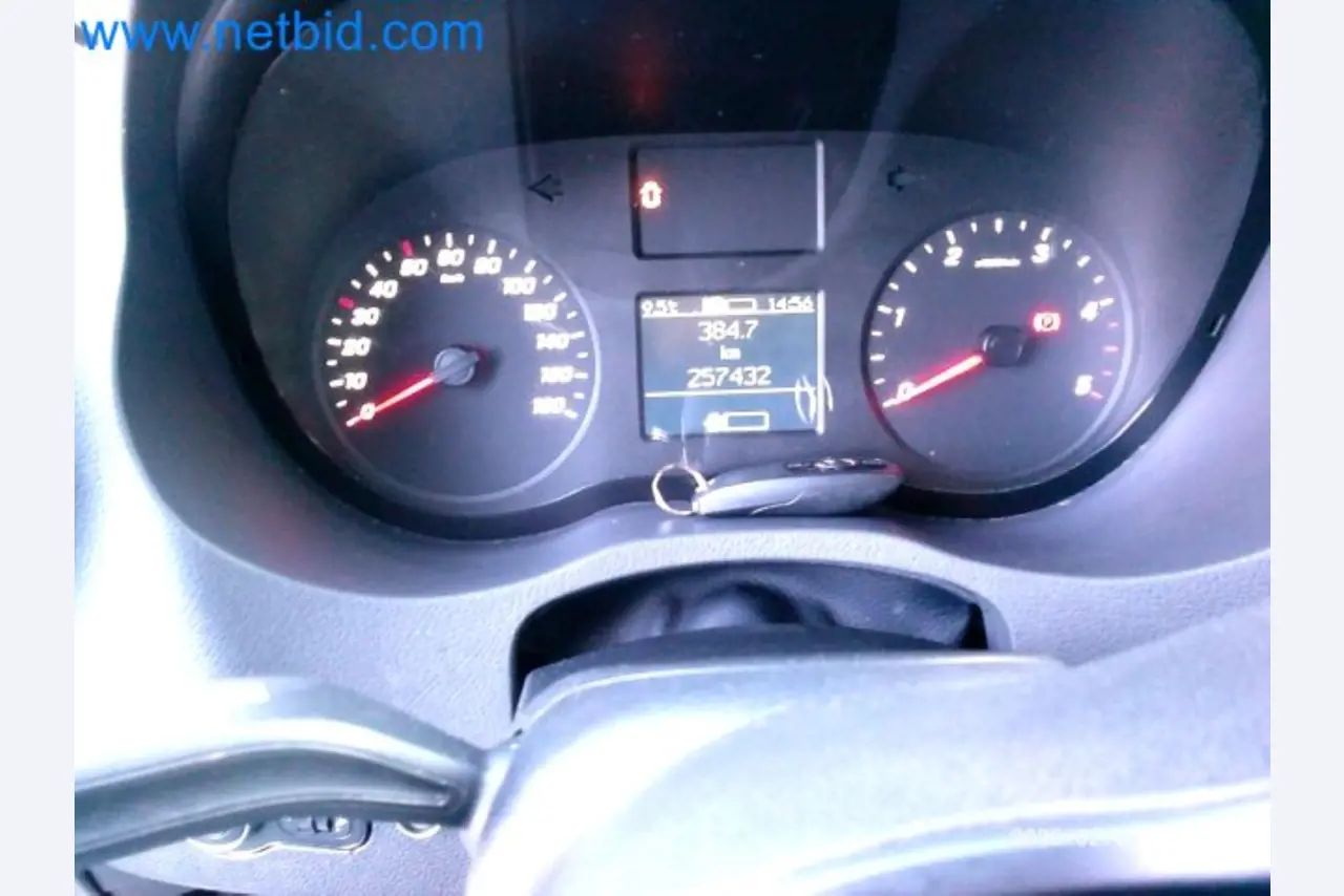 Přepravce balíkové služby-16