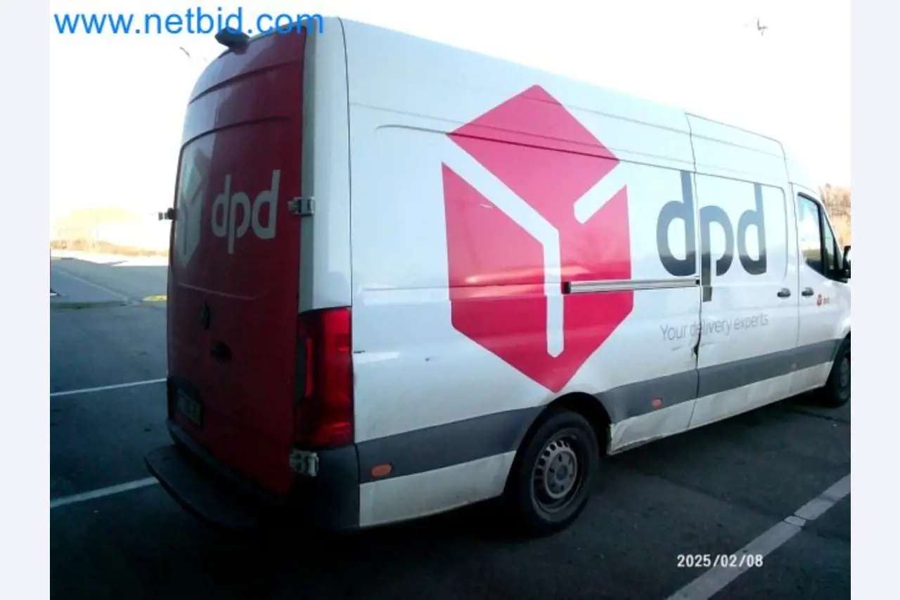 Přepravce balíkové služby-3