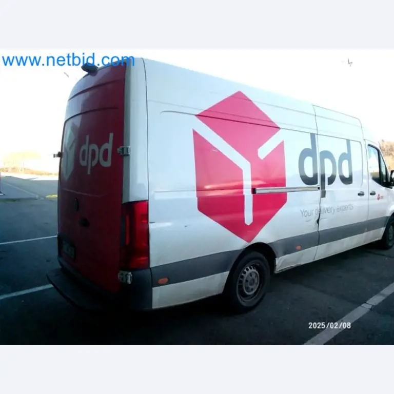 Přepravce balíkové služby-3