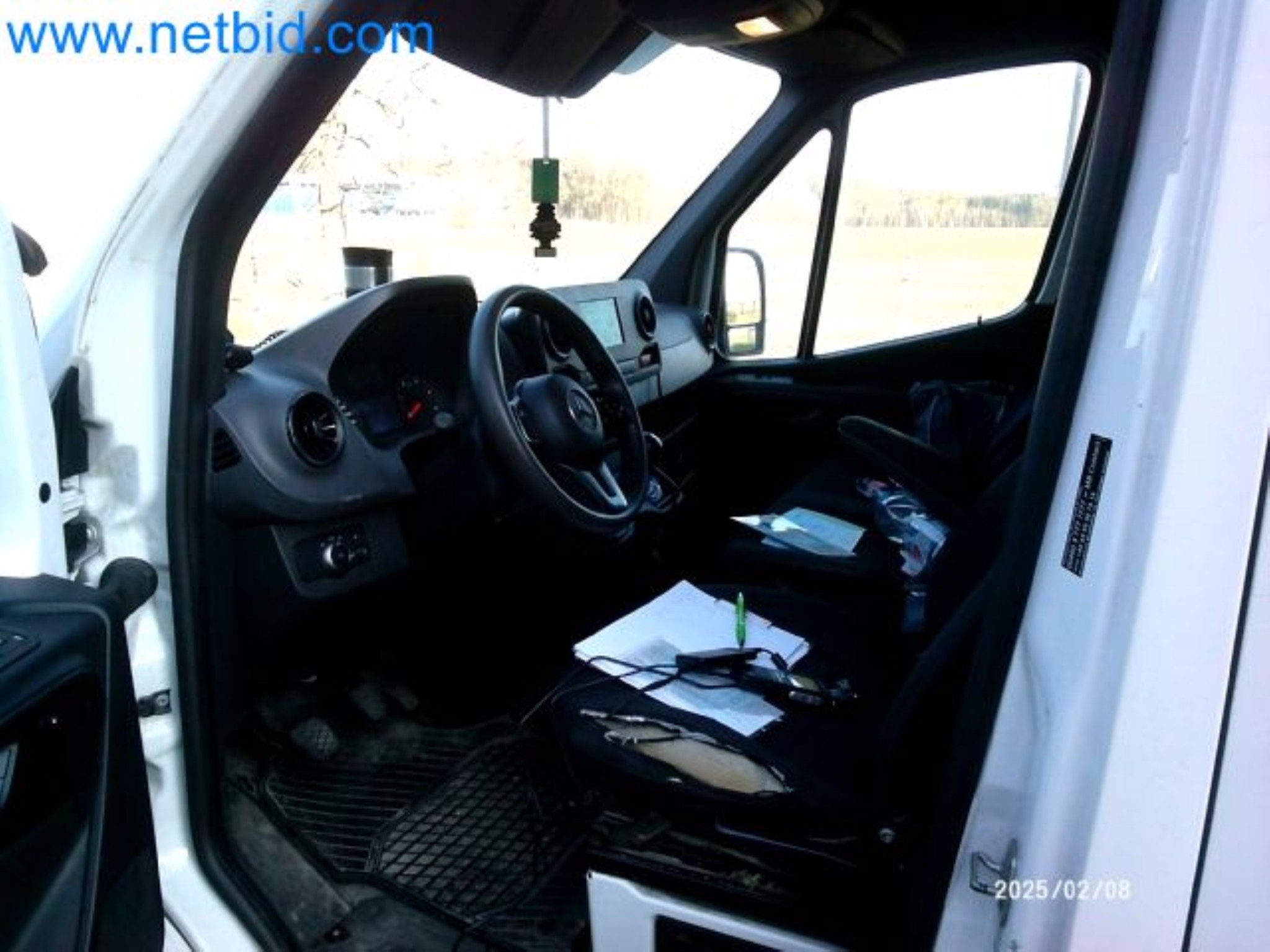 Przewoźnik paczek-10