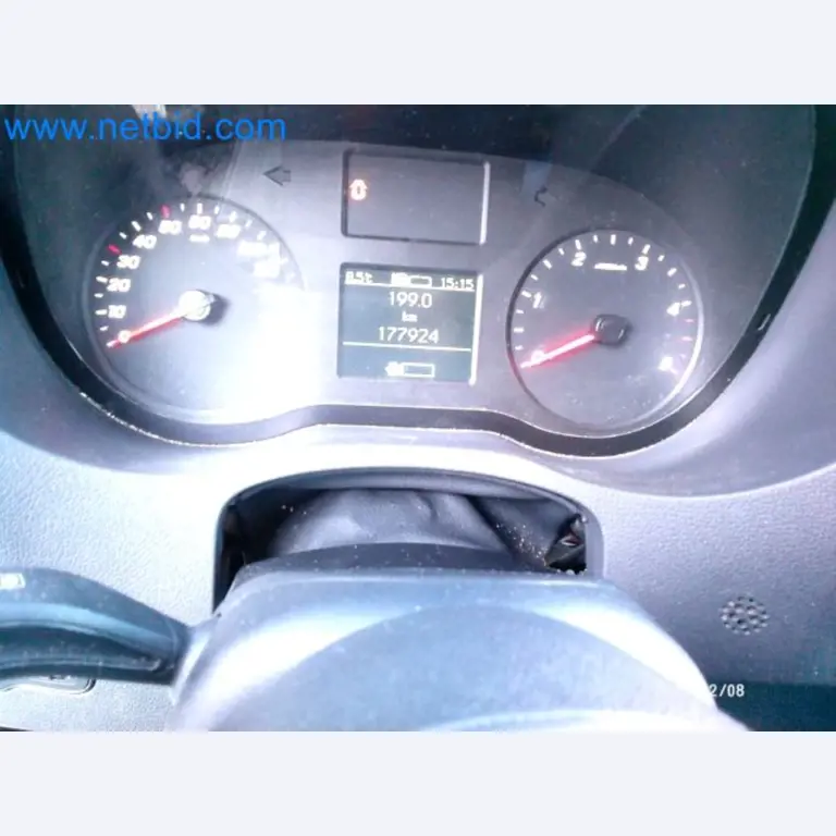 Přepravce balíkové služby-12