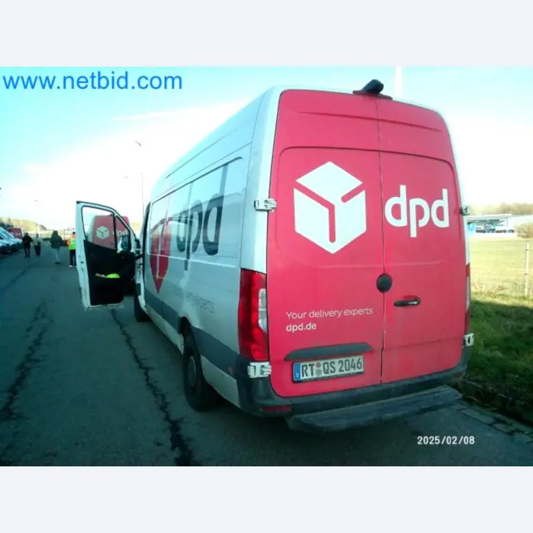 Přepravce balíkové služby-3