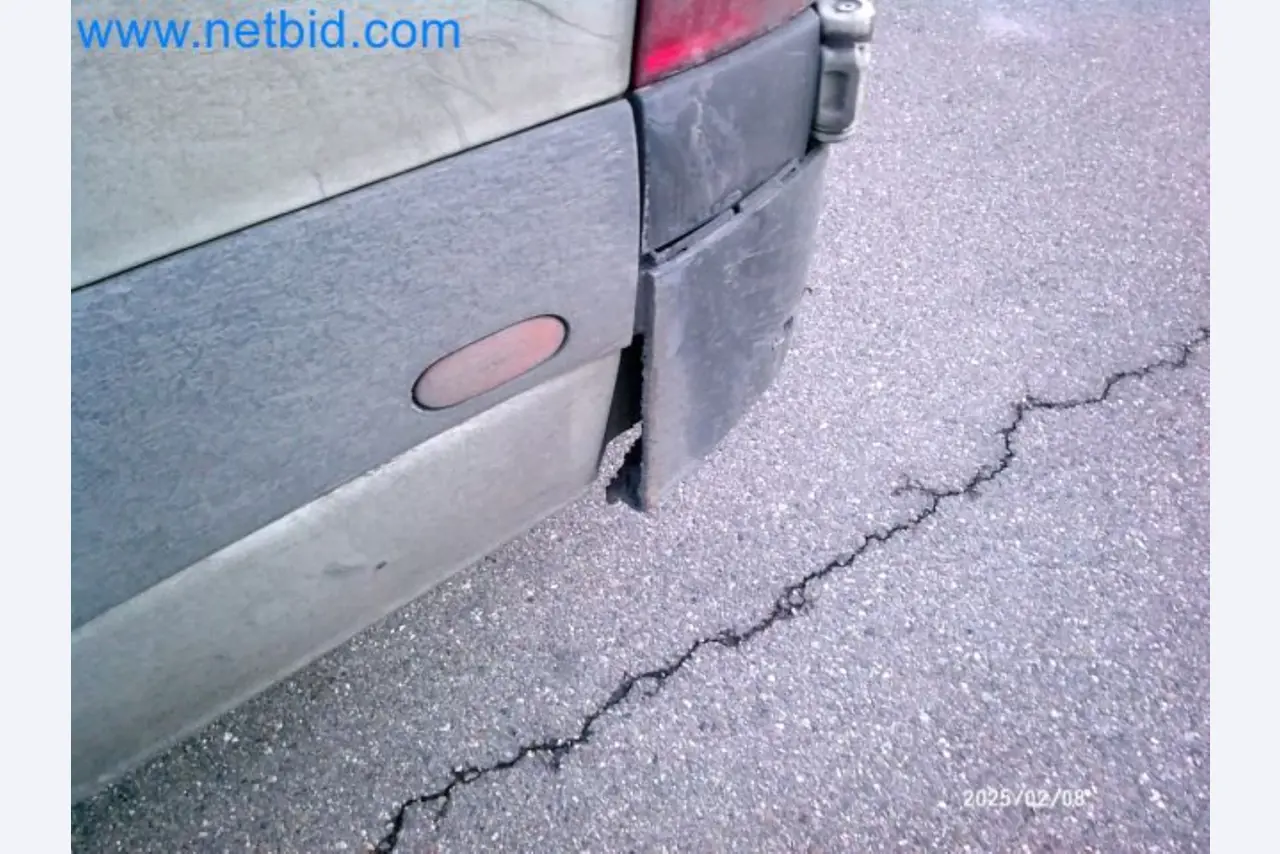 Přepravce balíkové služby-9