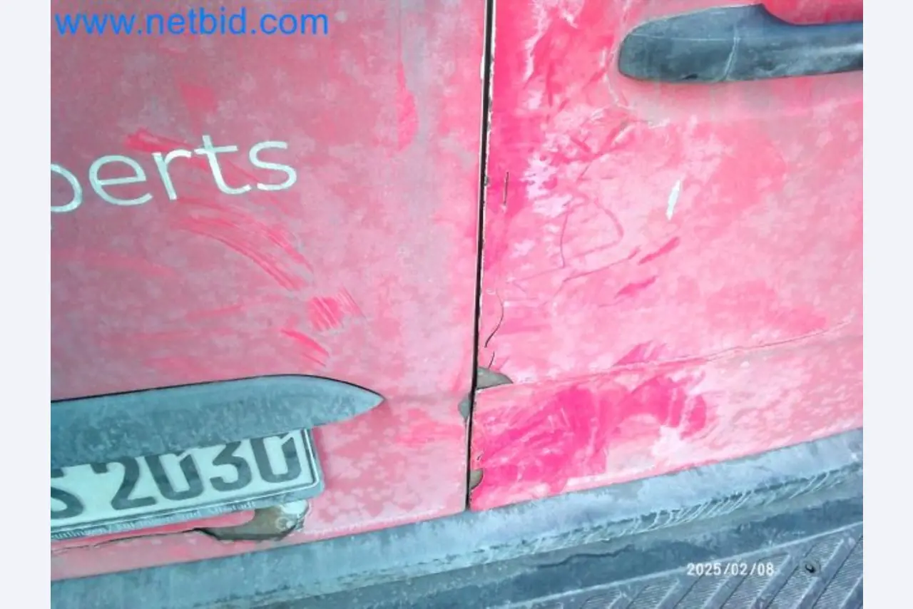 Přepravce balíkové služby-11