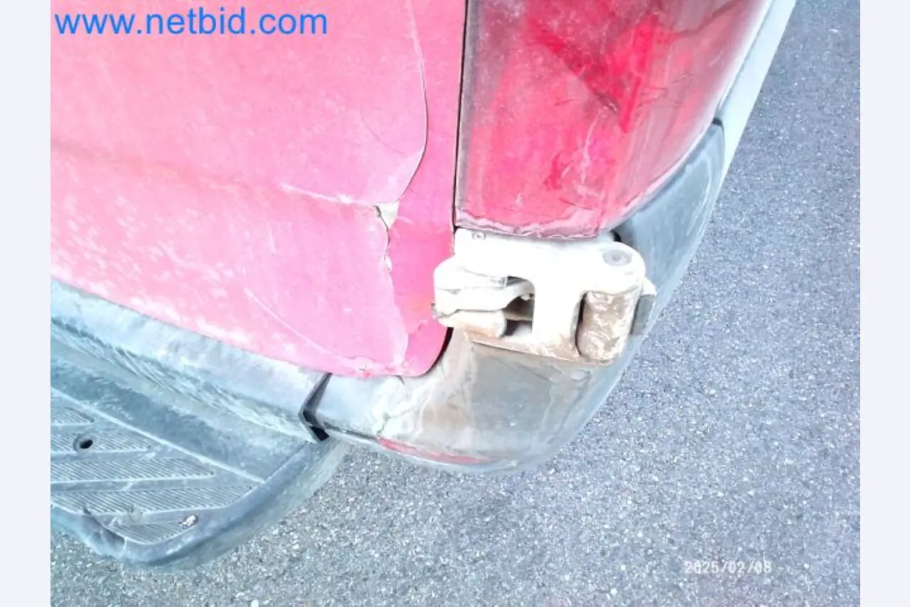 Přepravce balíkové služby-13