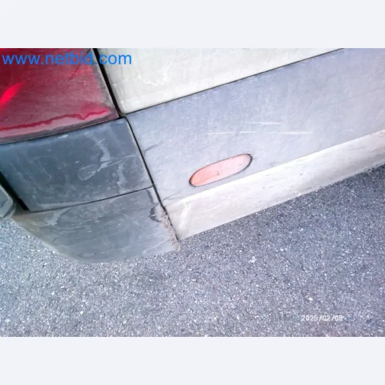 Přepravce balíkové služby-14