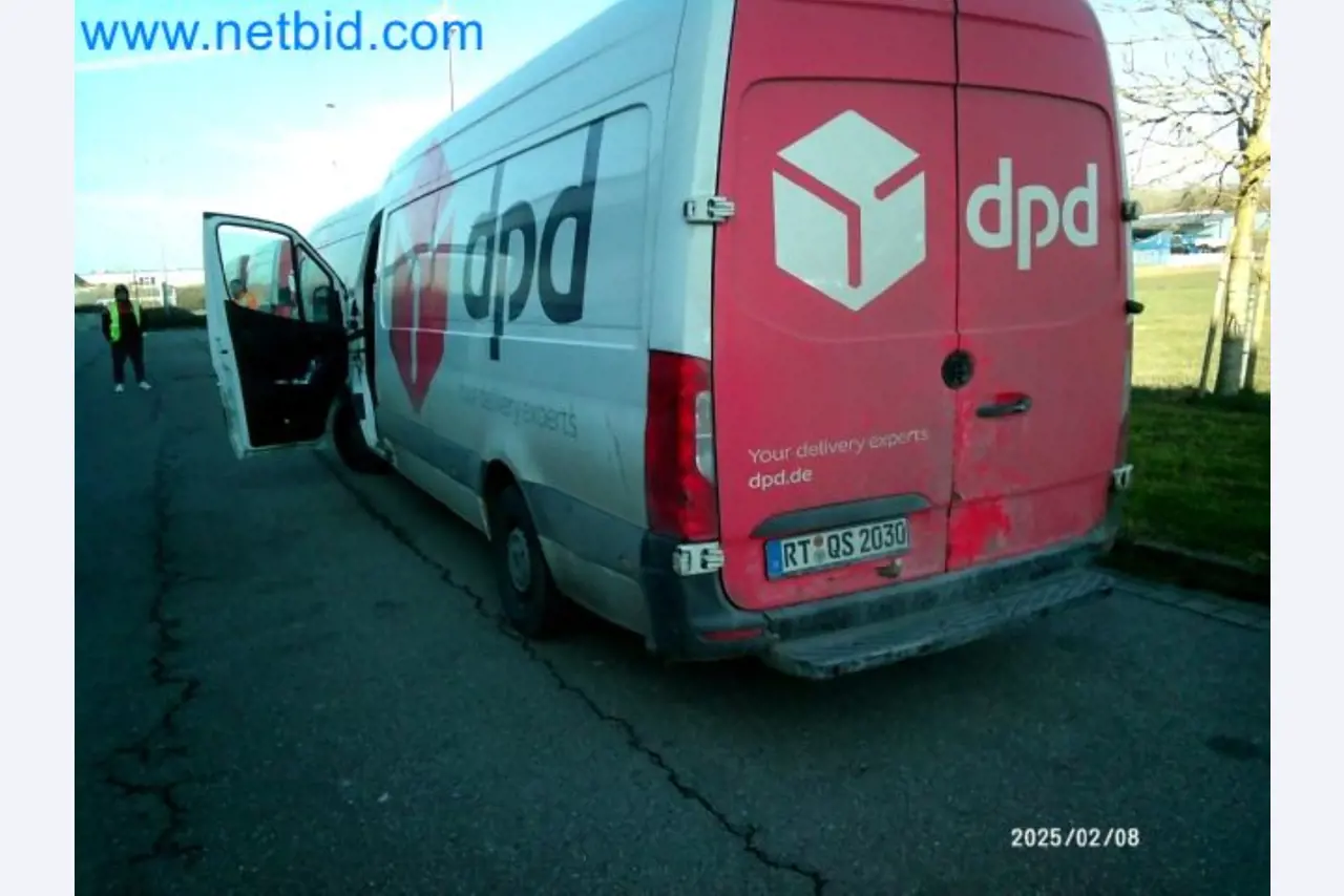 Přepravce balíkové služby-2