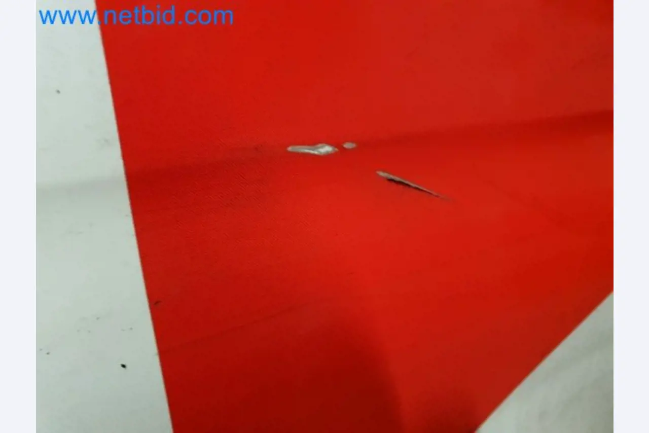 Transporteur van een pakketdienst-11