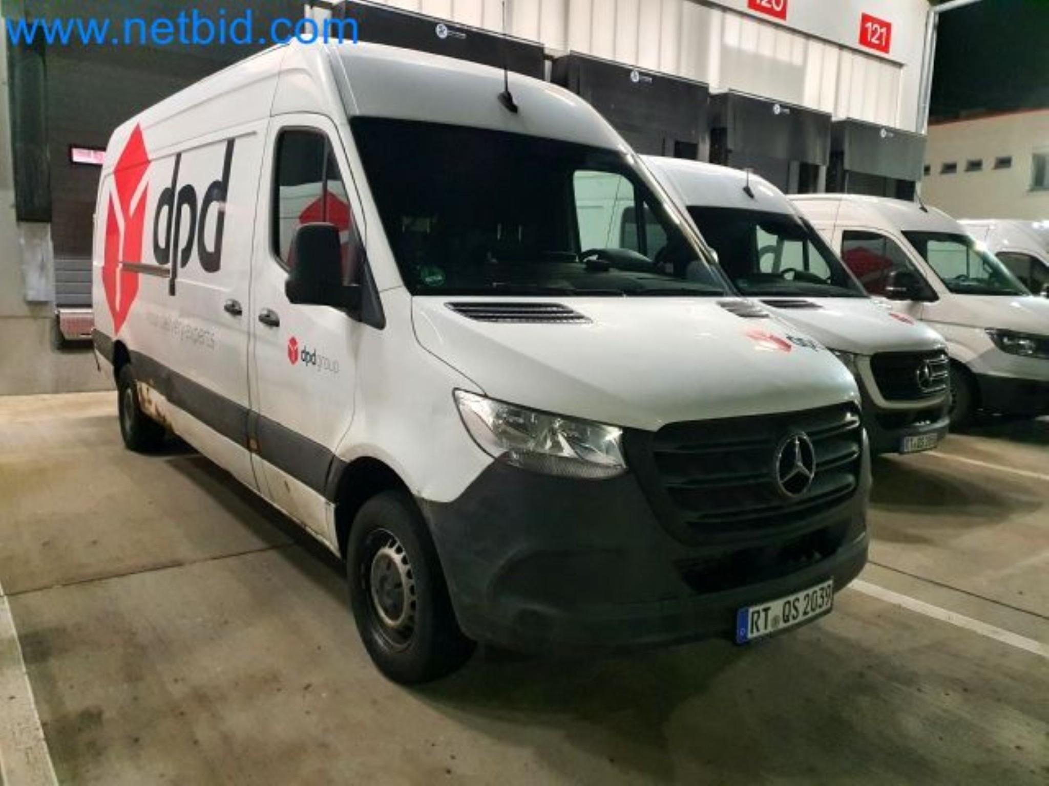 Przewoźnik paczek-15