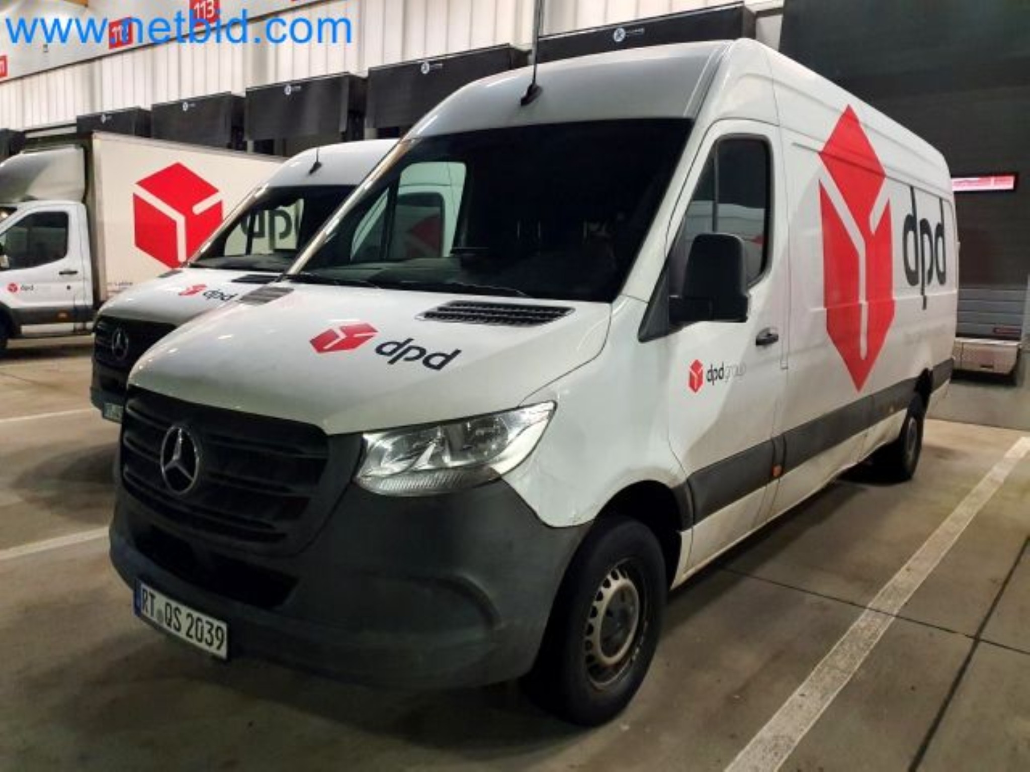 Przewoźnik paczek-16