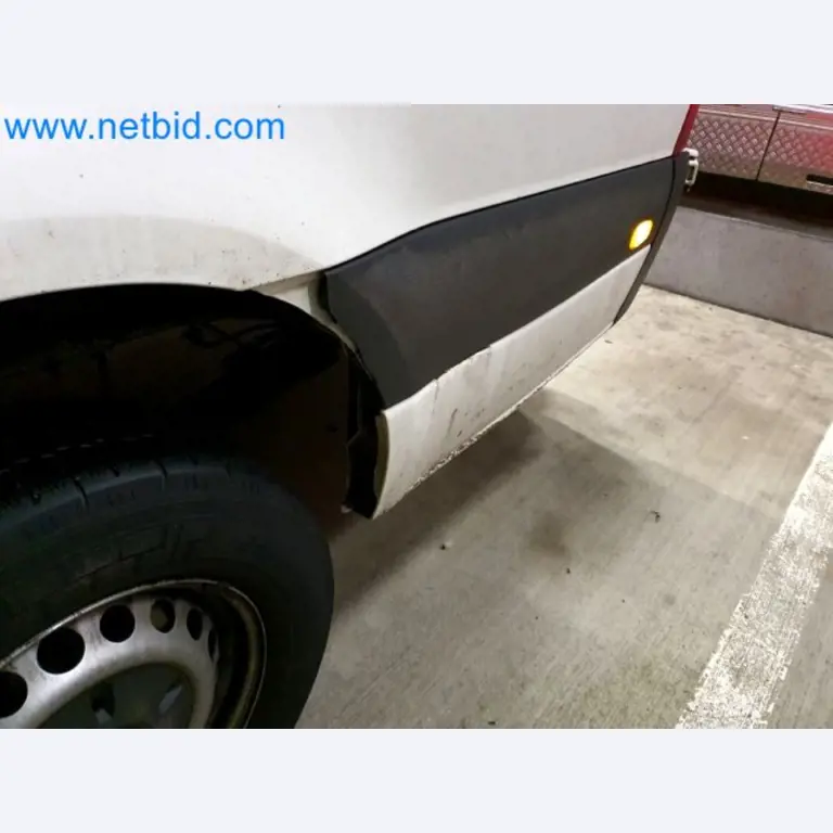 Transporteur van een pakketdienst-19