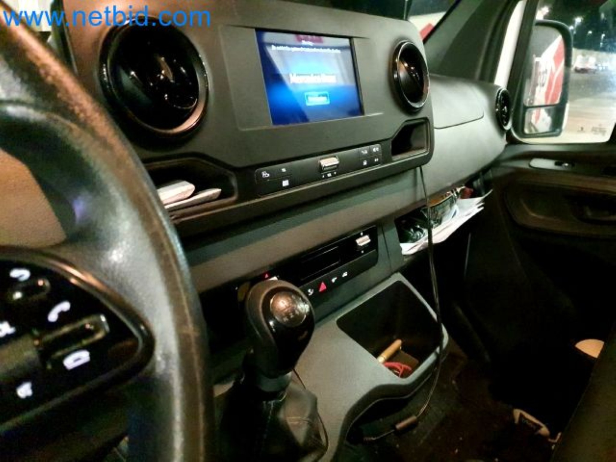 Przewoźnik paczek-22