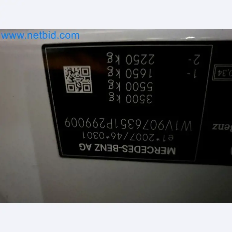 Transporteur van een pakketdienst-23