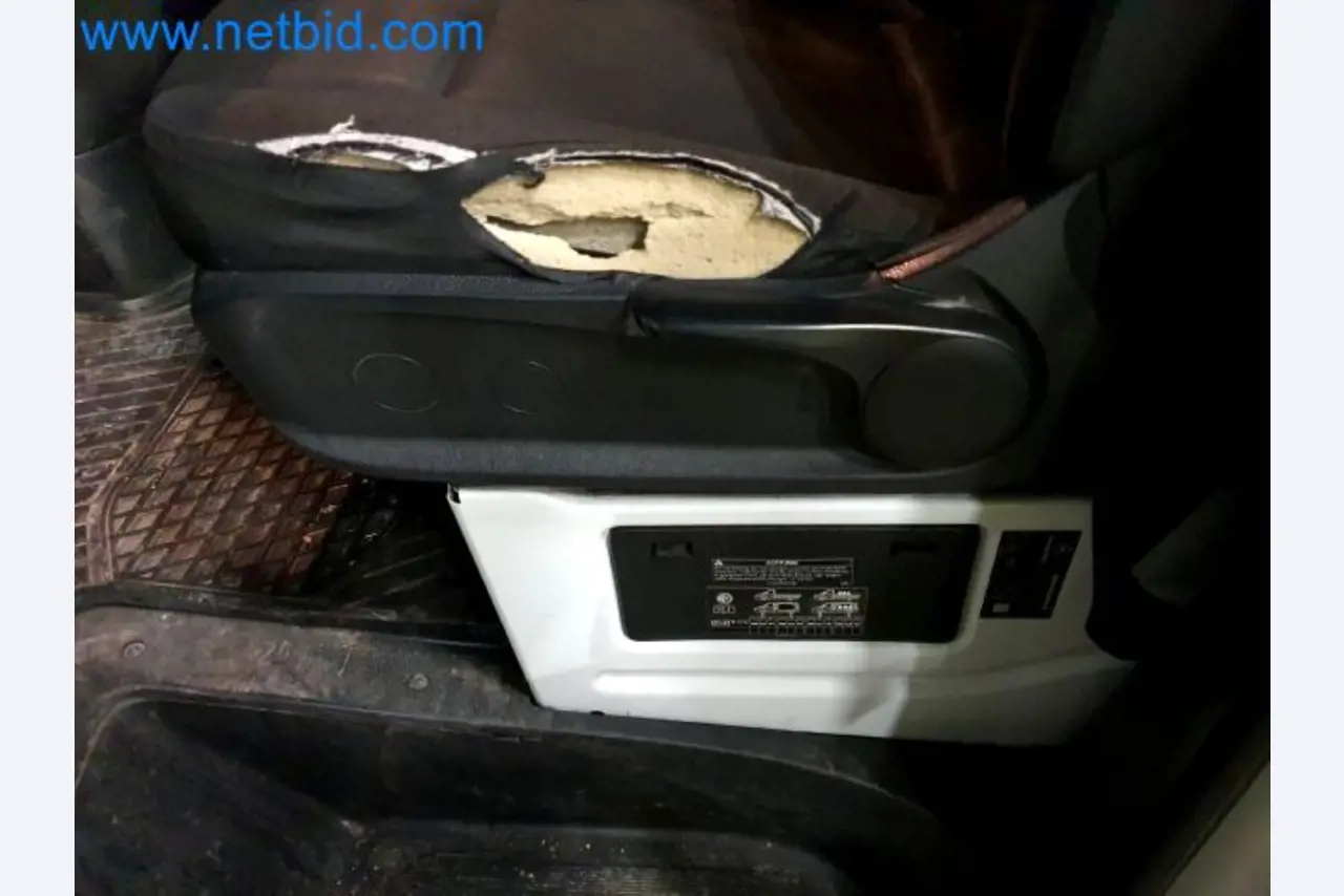 Transporteur van een pakketdienst-27