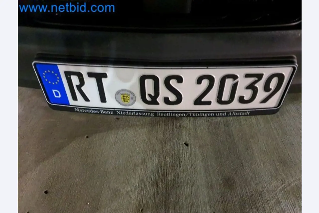 Transporteur van een pakketdienst-2