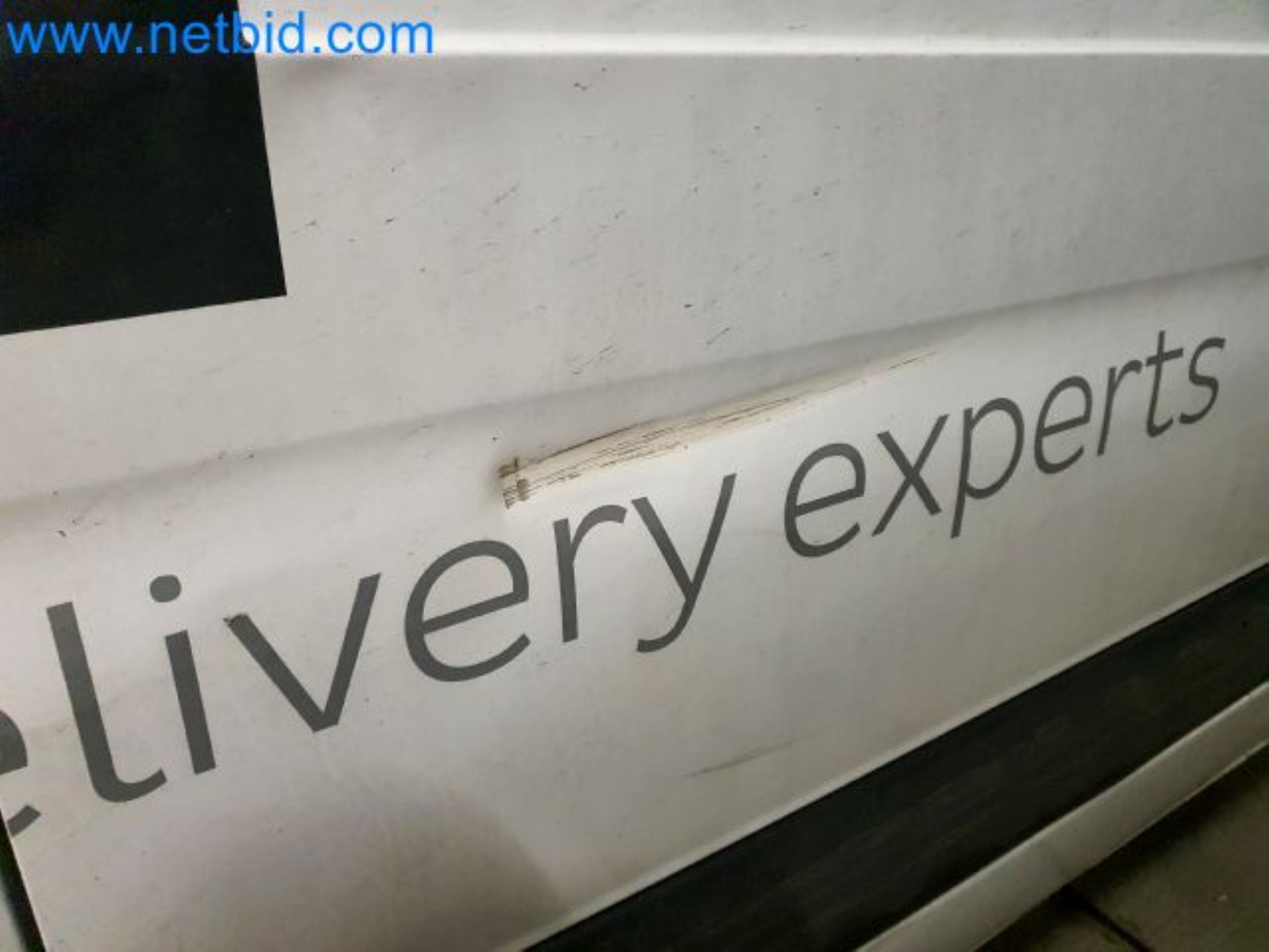 Przewoźnik paczek-35