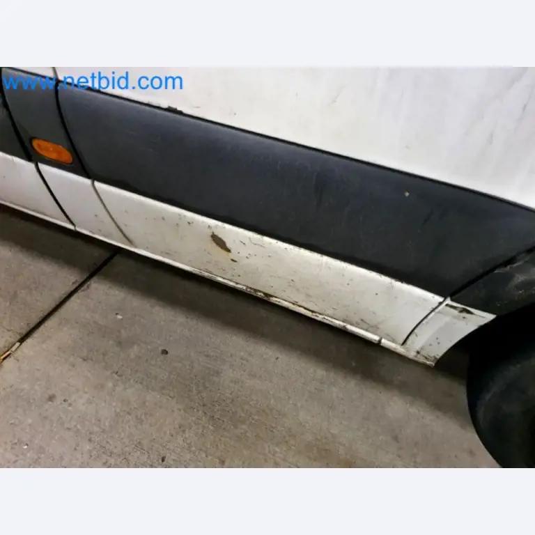 Transporteur van een pakketdienst-37