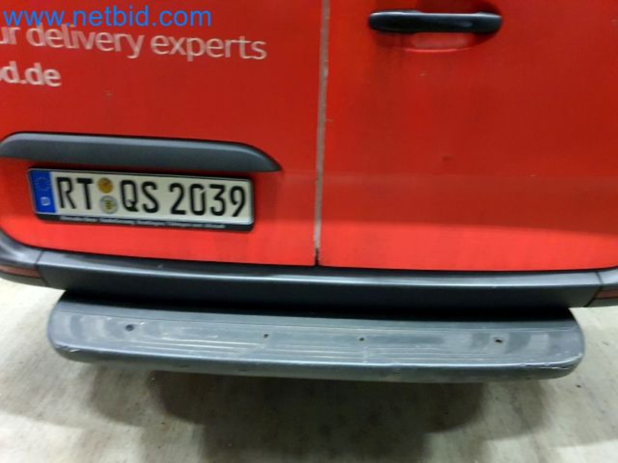 Przewoźnik paczek-8