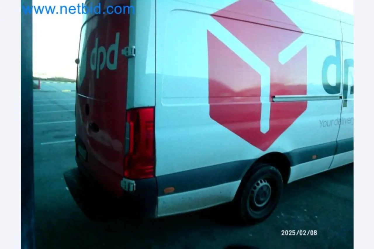 Přepravce balíkové služby-3