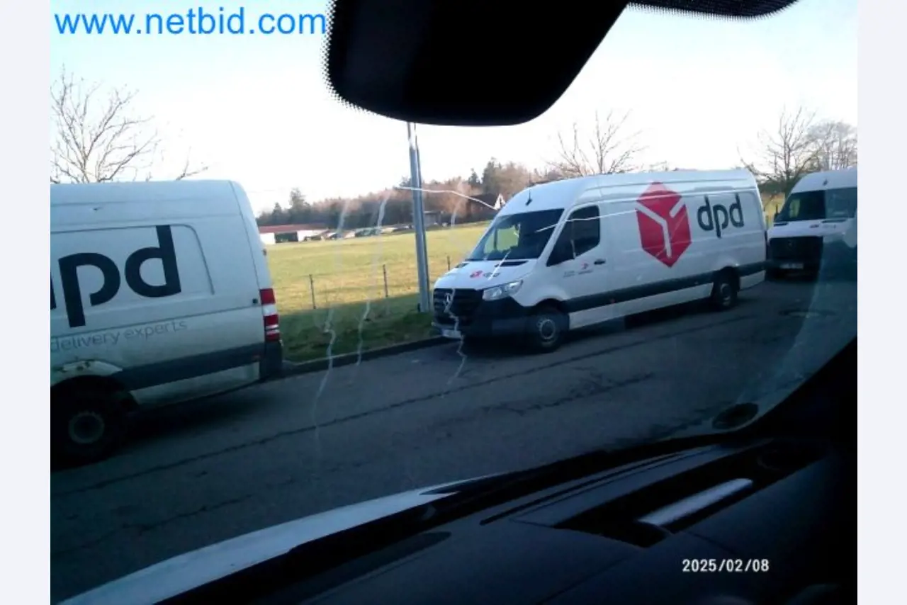 Přepravce balíkové služby-6