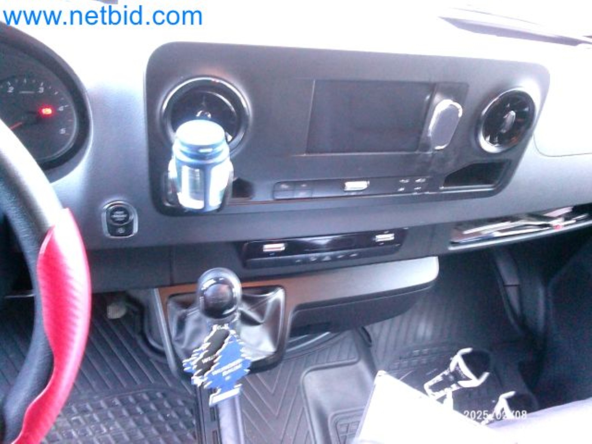 Przewoźnik paczek-8