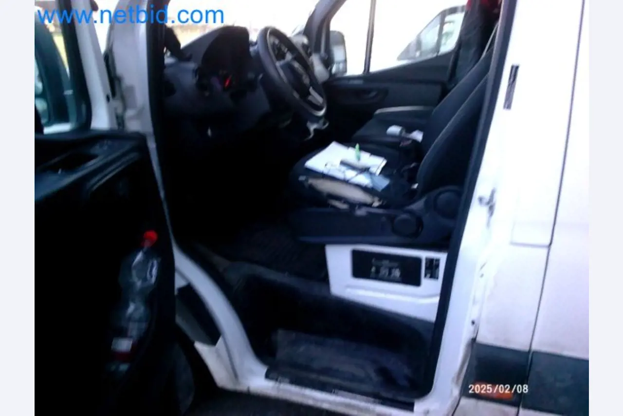 Přepravce balíkové služby-10