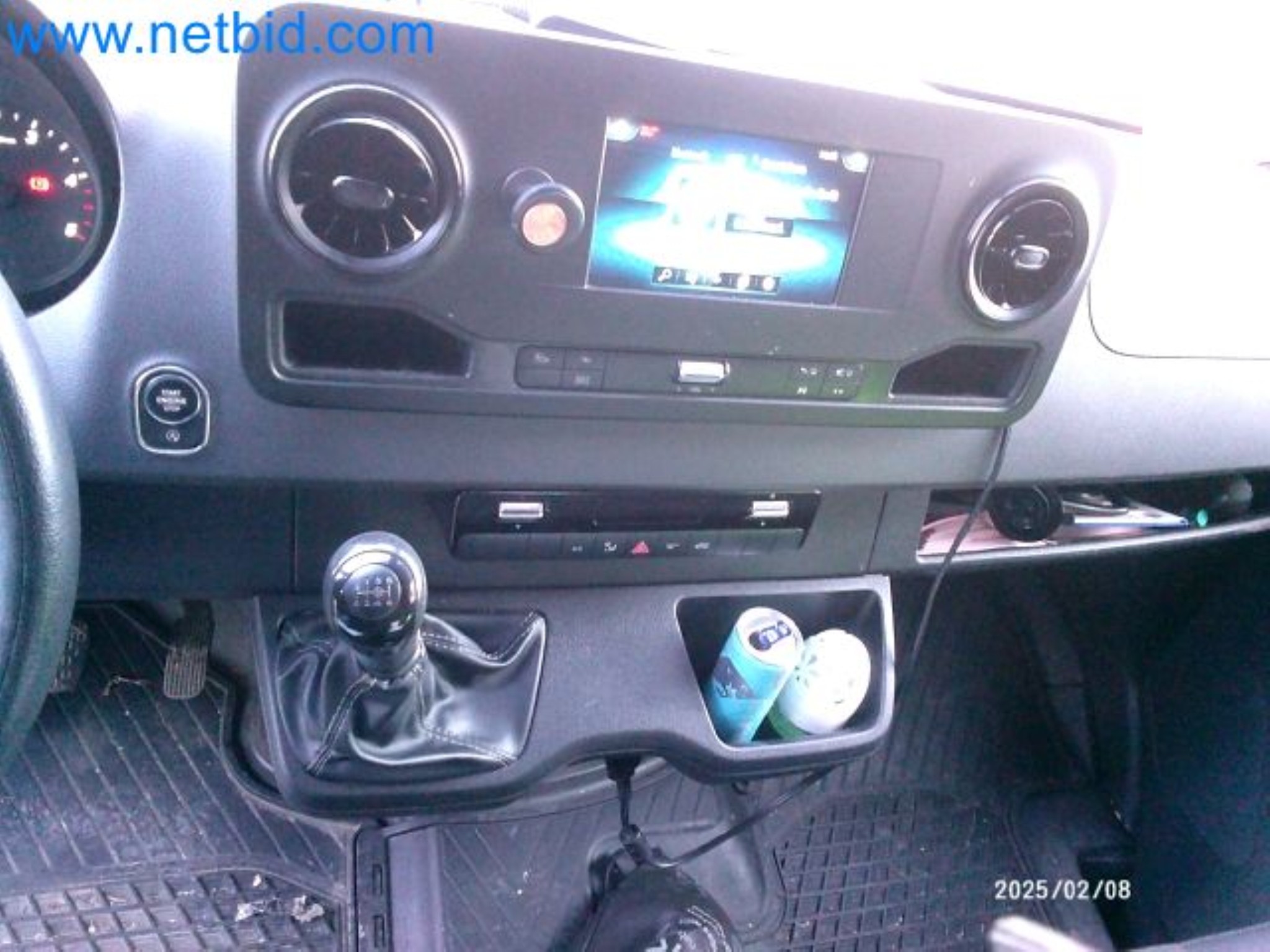 Przewoźnik paczek-11