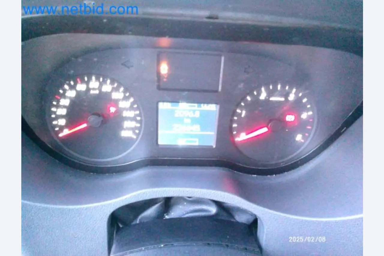 Přepravce balíkové služby-12