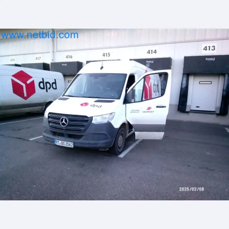 Přepravce balíkové služby-2