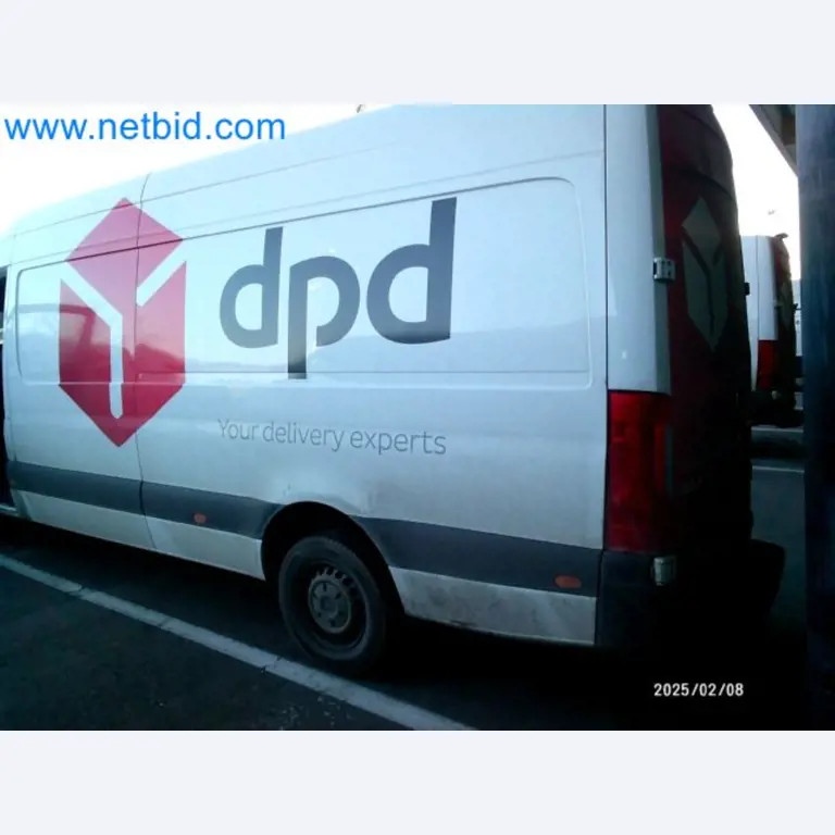 Přepravce balíkové služby-3