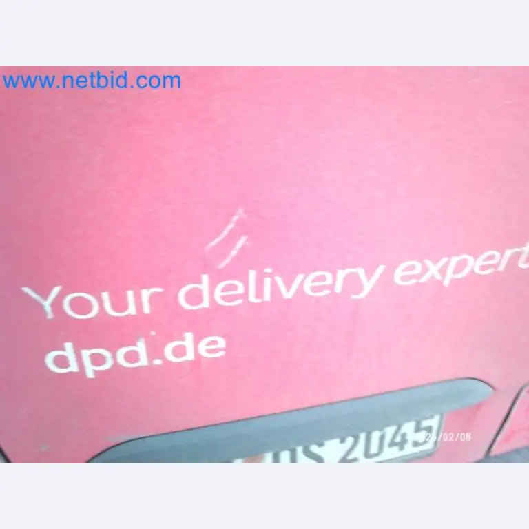 Přepravce balíkové služby-9