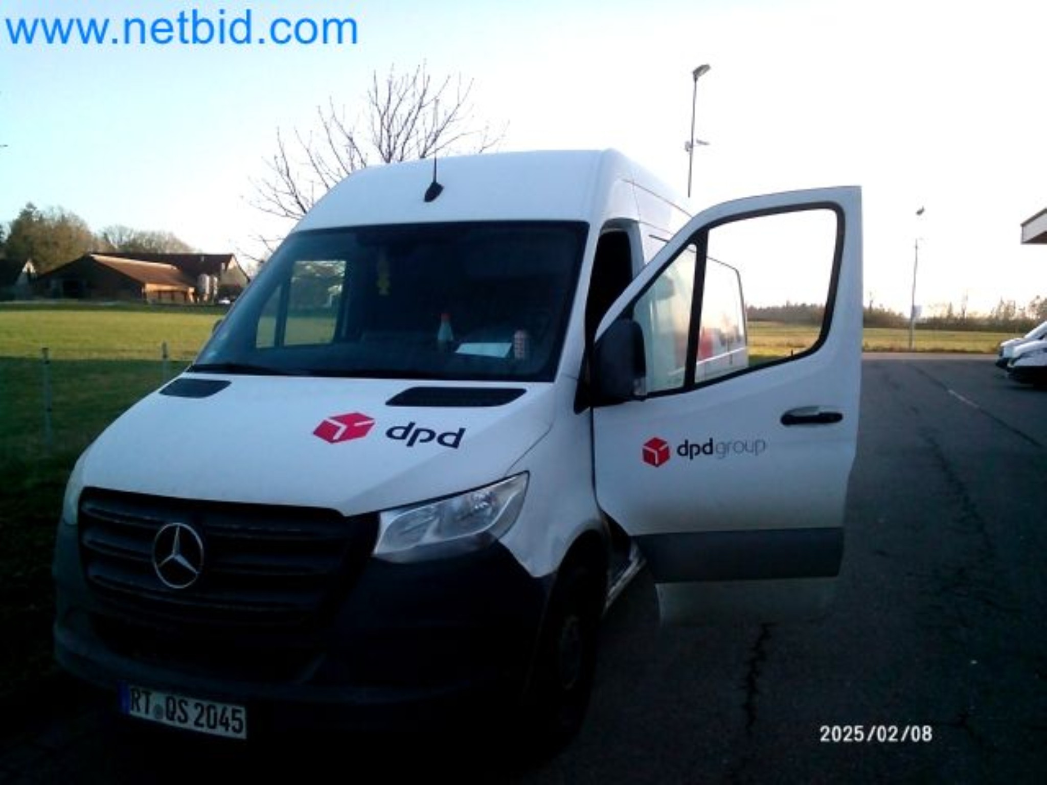 Przewoźnik paczek-1