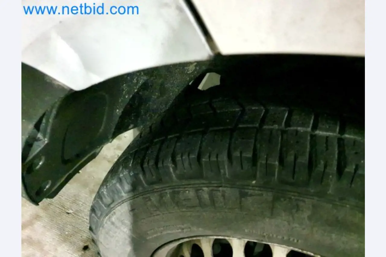 Transporteur van een pakketdienst-10