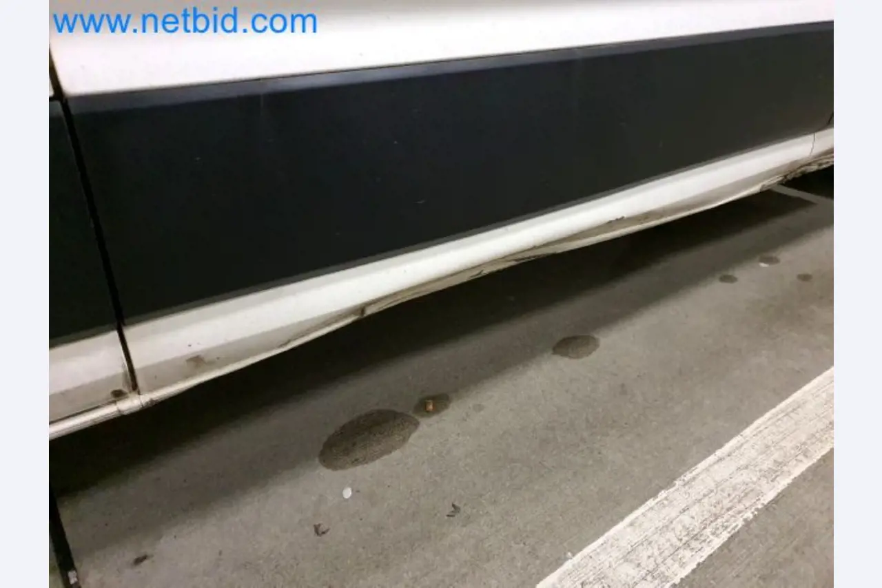 Transporteur van een pakketdienst-11