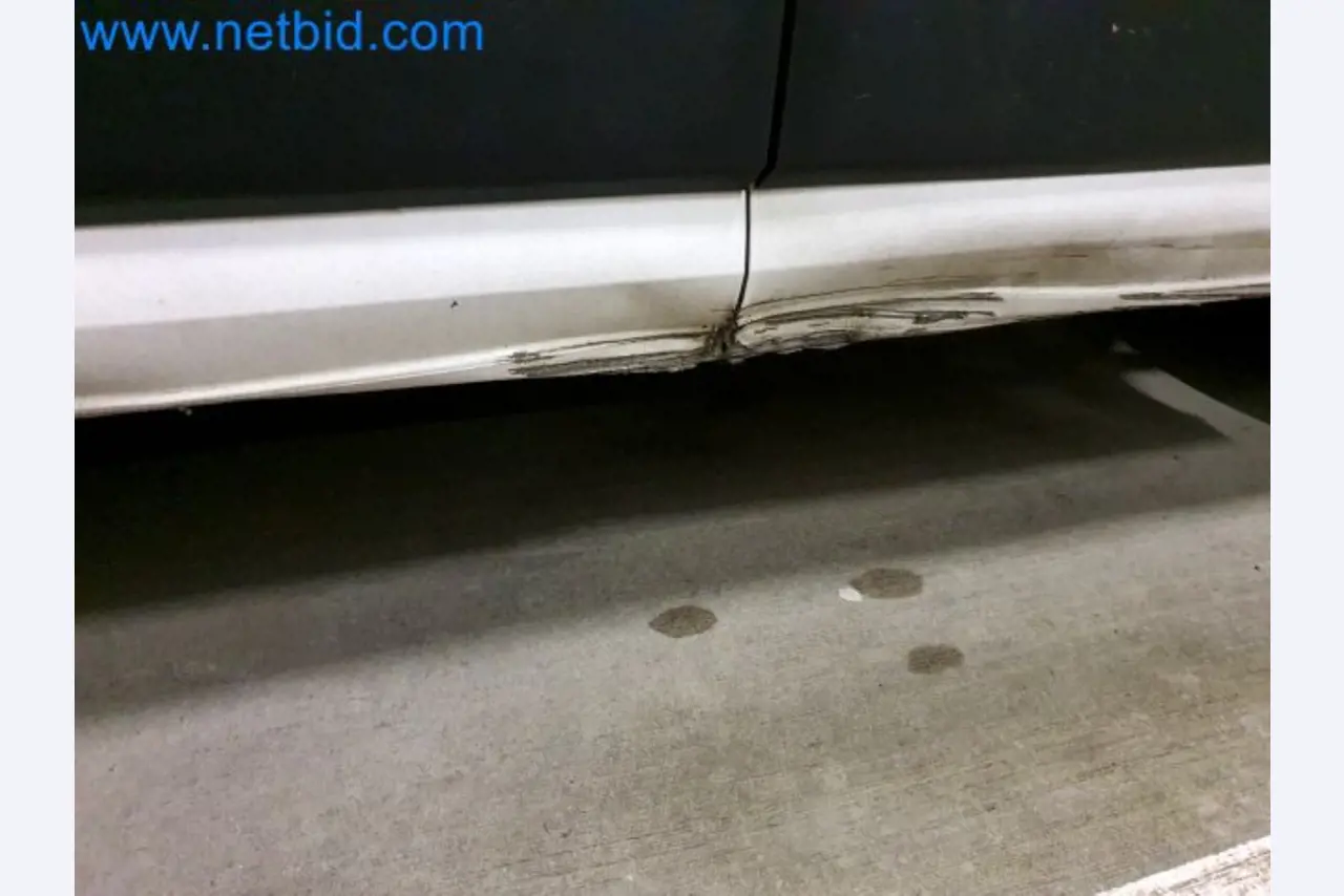 Transporteur van een pakketdienst-12