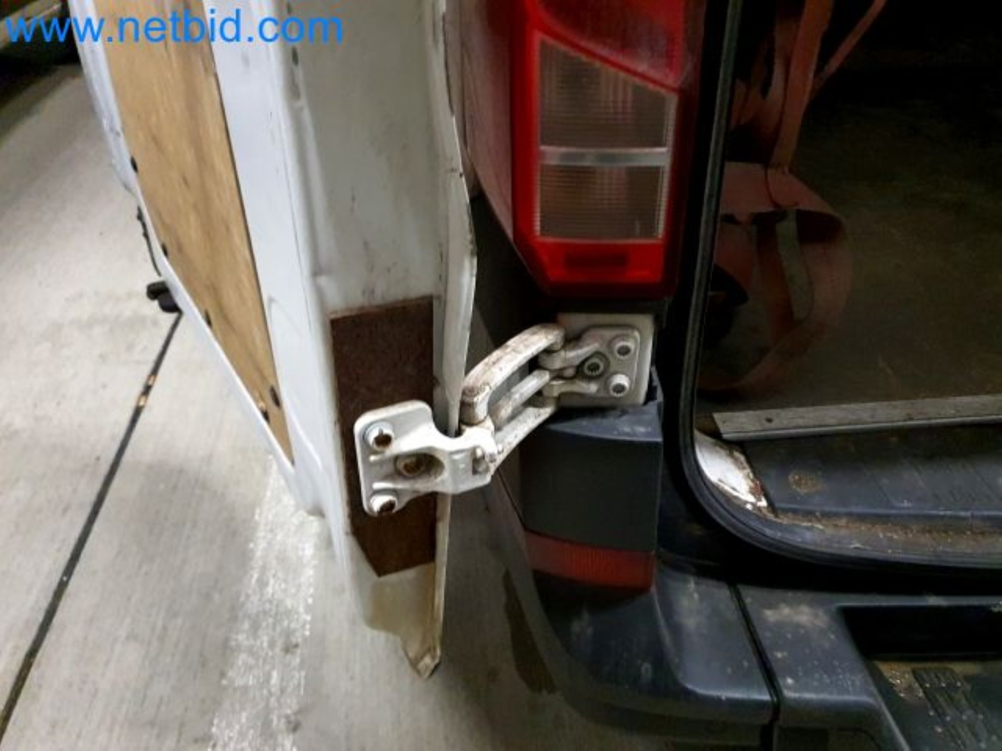 Przewoźnik paczek-17