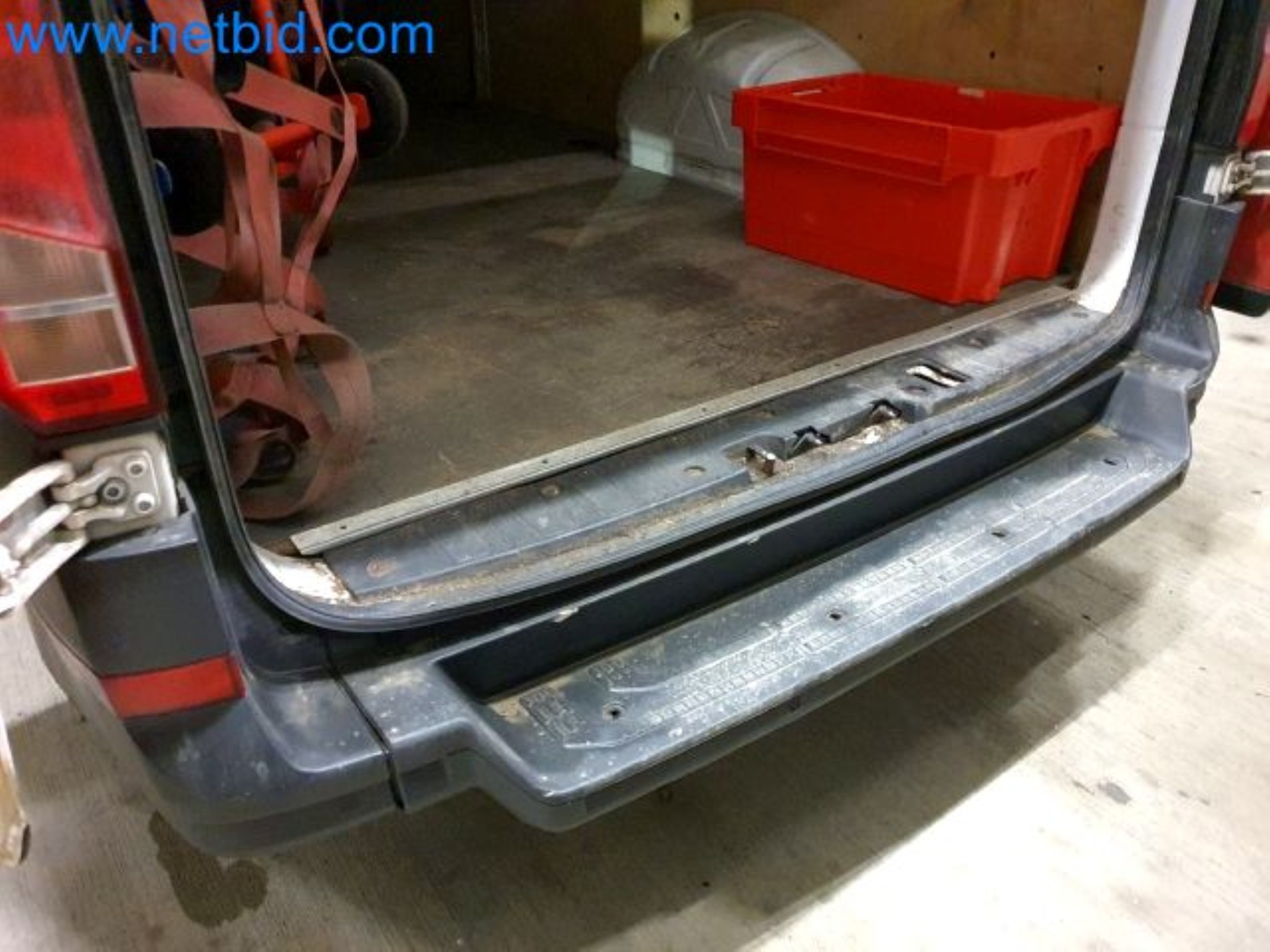 Przewoźnik paczek-18