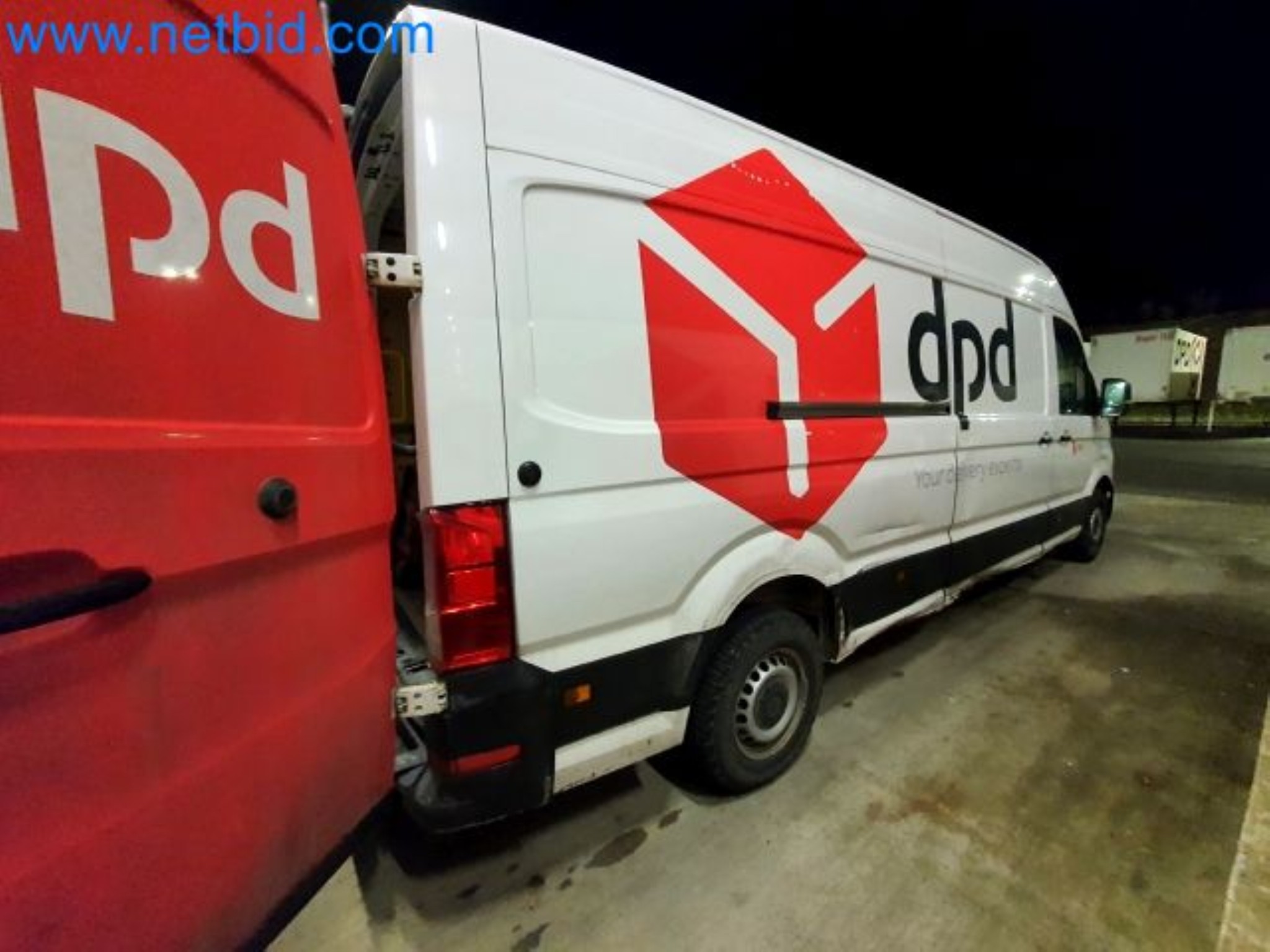 Przewoźnik paczek-23