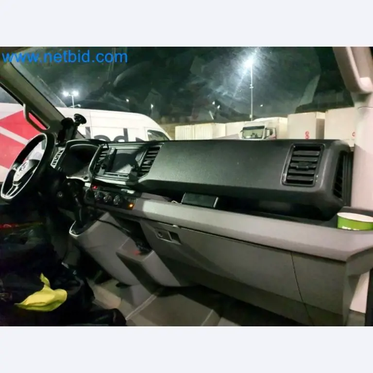 Transporteur van een pakketdienst-30