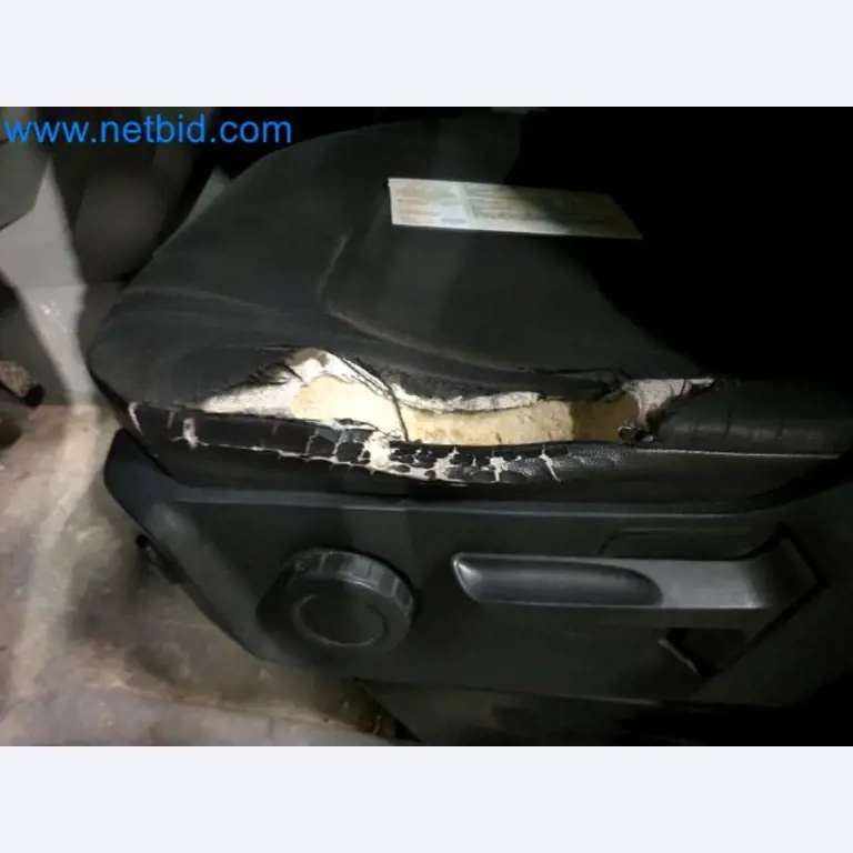 Transporteur van een pakketdienst-34