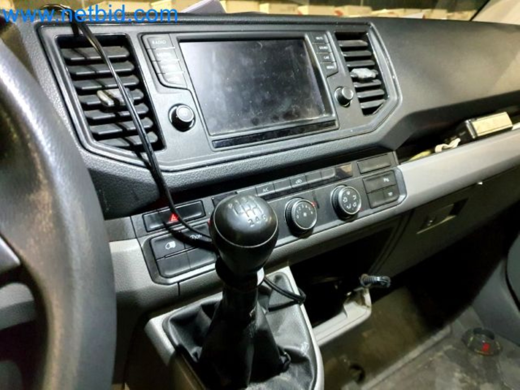 Przewoźnik paczek-35