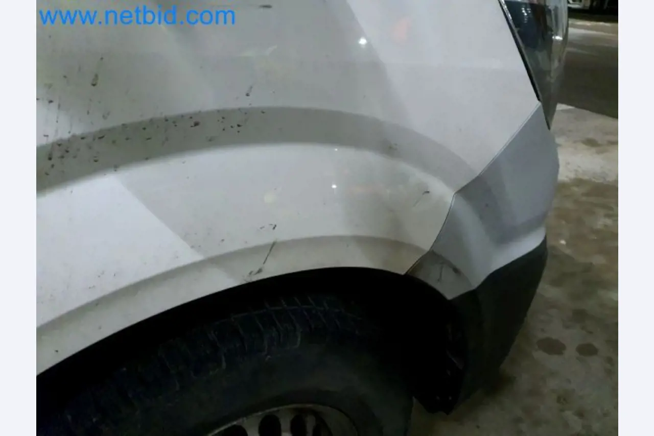 Transporteur van een pakketdienst-51