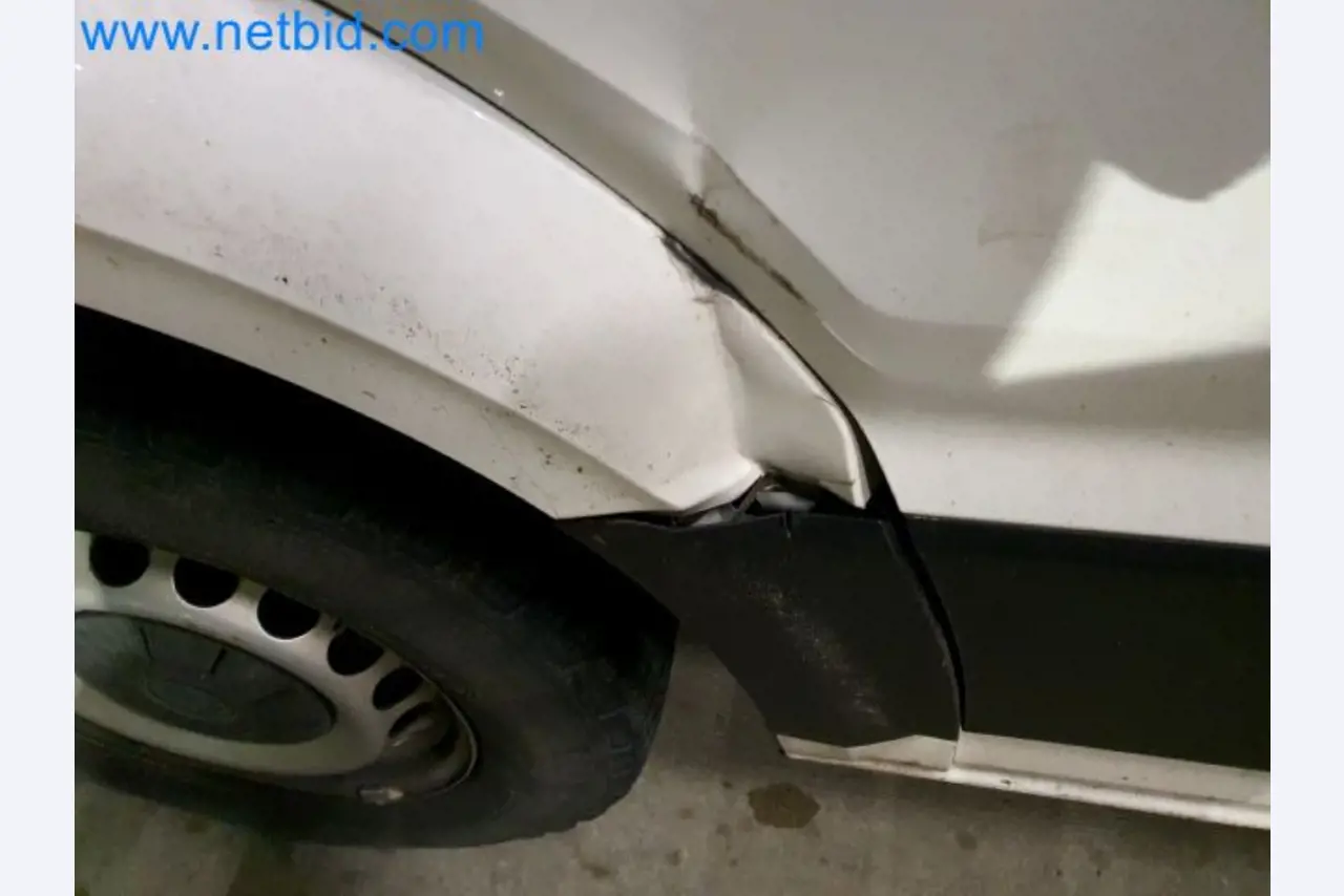 Transporteur van een pakketdienst-9