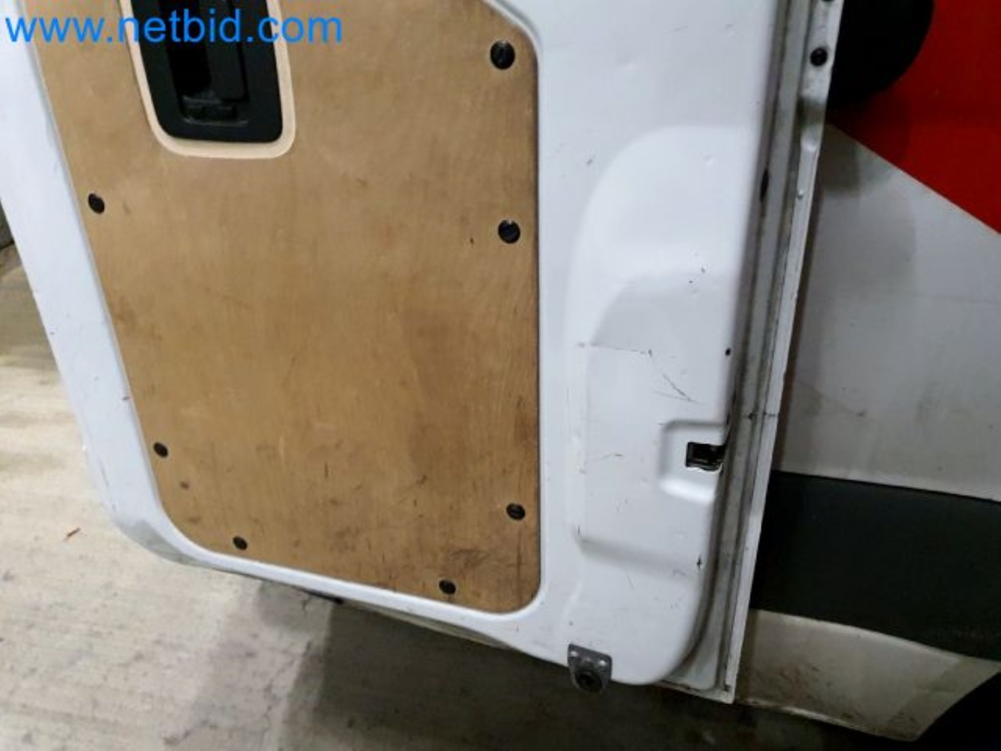 Przewoźnik paczek-12